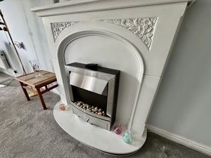 Lounge Fire- click for photo gallery